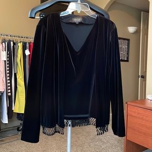 Two piece-Beautiful velvet jacket with matching velvet cami